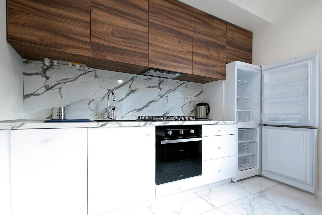 Luxury Nest Lviv Center Apartment Exterior photo